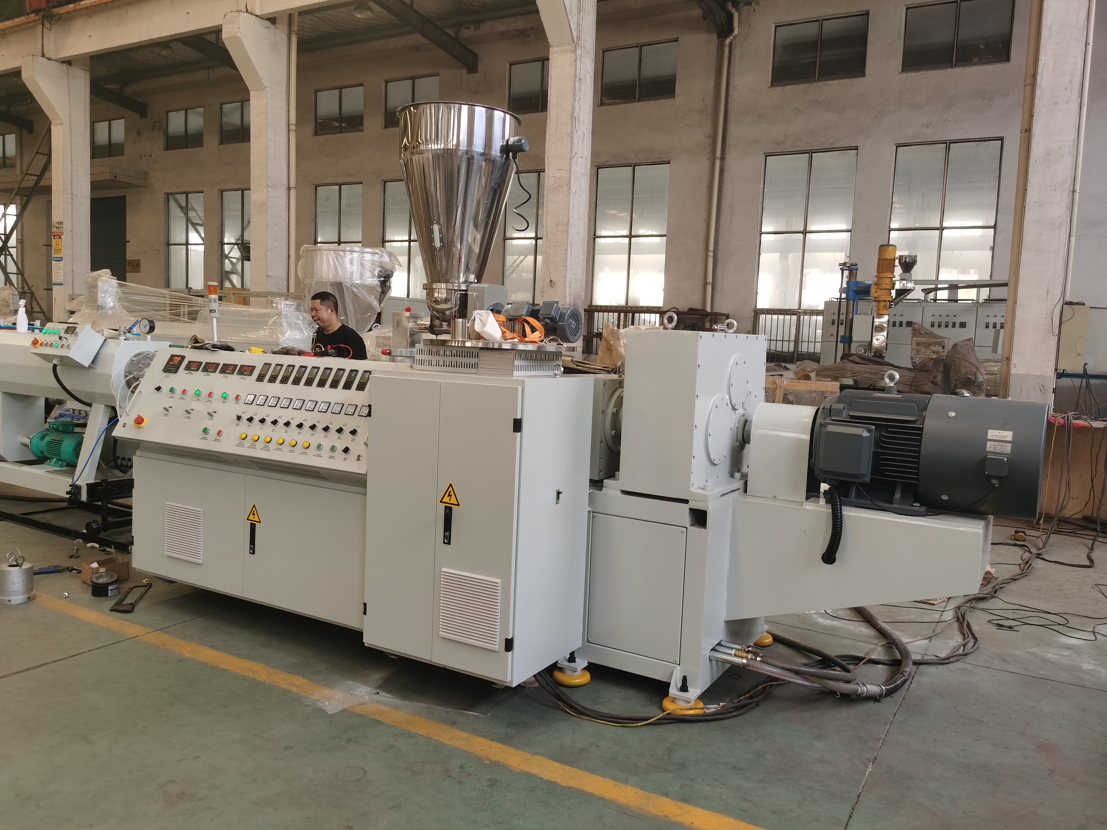 Plastic machine supplier Plastic machine supplier