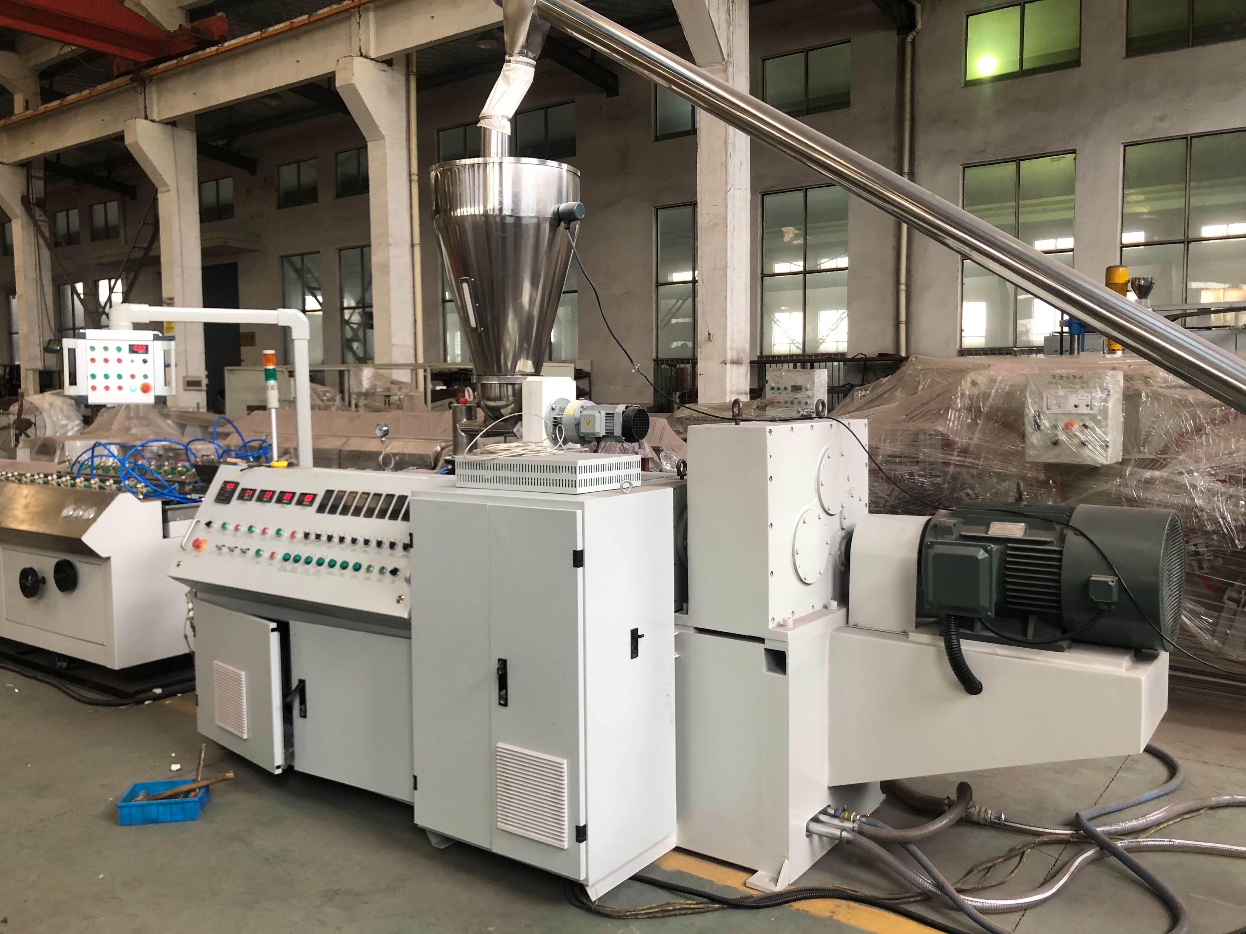 Plastic machine supplier Plastic machine supplier