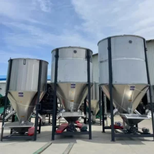 300 500 1000 2000 3000 kg Plastic Silo Mixer for Cattle Feed Plastic Granules Mixing With Heater Dryer