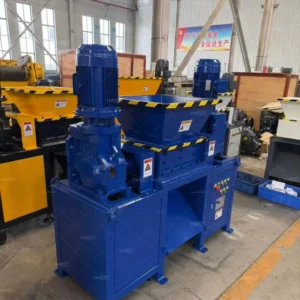 Automatic Double Shaft Plastic Shredder for E Waste Electronic Boards PVC Pipes Rubber Tire Processing