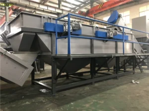Continuous 2000 Kg/h PP ABS HDPE Bottles Buckets Plastic Waste Recycling Machine Plastic Dryer Machine