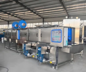 Efficient Automatic Plastic Crate and Basket Washer Machine with Engine and Motor 220V/380V CE Certified