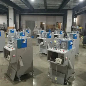 Electrical Control Edge Trimming Film Plastic Film Scrap Edge Pelletizing film Recycling Machine