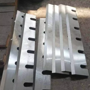 Factory Customized Crushing Machine Parts Industrial Blades for Plastic Rubber and PET Bottle Recycling Waste Shredder Blade D2