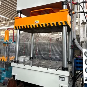 Four Column Universal Hydraulic Press 200T/315T Bearing Gear Motor CE Certified Kitchenware Stainless Steel Pot Tray Plastic