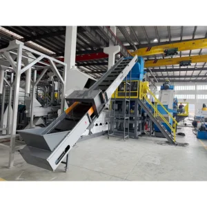 High Capacity Plastic Bags Recycling Machine with Squeezing Dryer for Low Moisture Output