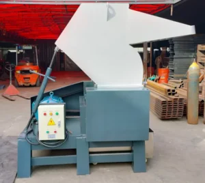 High Cost performance Waste PP PE Plastic Film Recycling Machine and Plastic Crusher