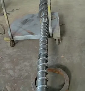 High Output 28:1 L/D Ratio 30-55kw Motor 380V Screw Barrel for EPE Foam Waste Recycling Granulator