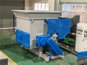 High-efficiency Automatic Gearbox PP PE Films Bags Fiber Yarn Single Shaft Multi-functional Plastic Shredder Machine