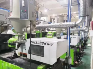 Horizontal Hydraulic Plastic Molding Machine with PLC Motor Bearing Injection Mold