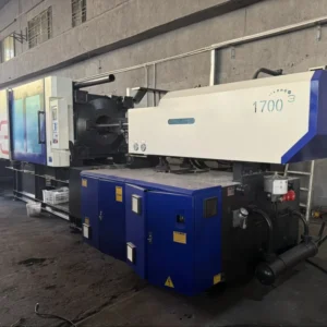 Hydraulic Horizontal 320T Injection Molding Machine with Screw