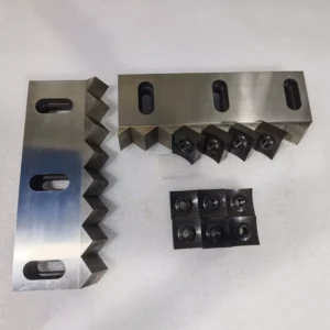 Industrial Grade Crushing Blade Parts Durable For Waste Plastic Rubber Metal Solid Waste Recycling Shredder Spare Knives