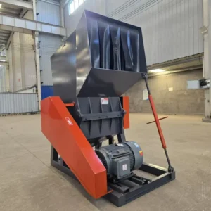 Low Cost High Efficiency and Good Performance Plastic Crusher Crushing Machine for Plastic Plastic Shredder Price