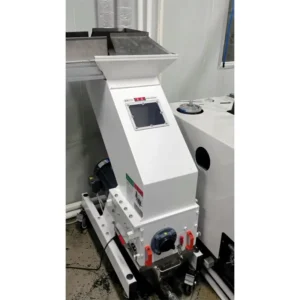 Medium Speed Crusher Plastic Grinder Plastic Granulator Edge Crusher for Injection Molding Machine with Blower