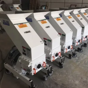 Medium Speed Plastic Scrap Crusher Machine Plastic Recycling Shredder for PP PE PVC ABS Plastic Injection Machine