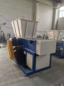 Multi Size Model Double Shaft Shredder Machine 100kg/h-3000kg/h Waste Plastic Tire Metal Recycling Crusher