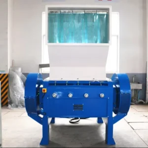 PLASTIC CRUSHER