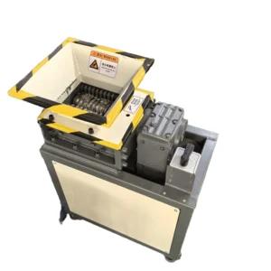 Plastic Crusher Low Noise Universal Crusher Shredder Multi Function Waste Recycling Plastic Automatic