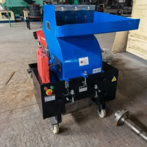 Plastic Grinder Price Recycling PE PP PVC PET Waste Plastic Shredder Grinding Machine Crusher