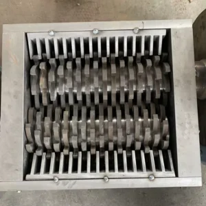 Plastic and Rubber Recycling Crusher Shredder Machine Gearbox Chassis