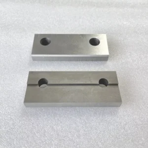 Professional Double Shaft Crusher Machine Parts Plastic and Wood Crusher Blade