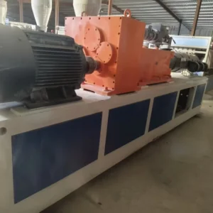 Screw Extruder Machine for PVC PP PE 380V PLC controlled High Productivity Automatic