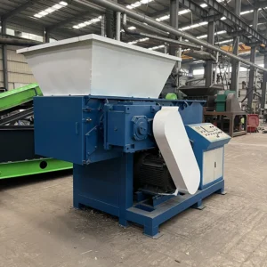 Single Shaft Shredder Machine for Plastic Pipes Film Lumps High Torque Low Noise Crusher