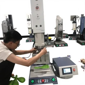 Ultrasonic Plastic Welding Machine 2600W 15K CNC Screen Automatic Cylindrical Hot Melt 220V
