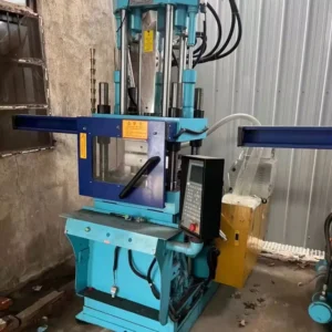 Used Industrial Machinery Standard Type Vertical Injection Molding Machine