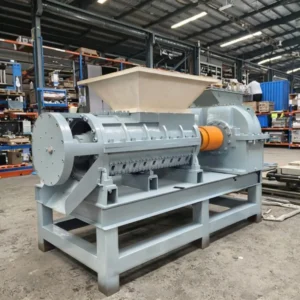 Versatile Spiral Plastic Grinder for Hard and Soft Materials Handles Film Sheets Pipes and Injection Scrap 500-1000kg/h Capacity