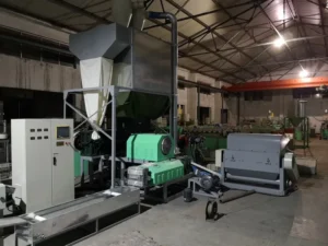 Waste PE/PS Foam Plastic Crushing Granulator Recycling Single Screw Equipment